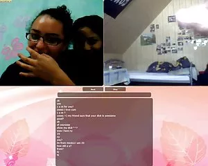 Runkar för 2 tjejer på chatroulette svensk mjukporr