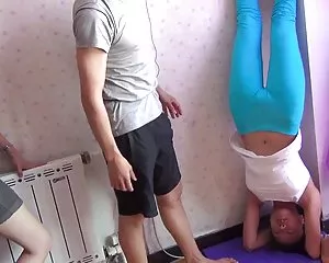Asiatiska yoga kameltå. free porr sex