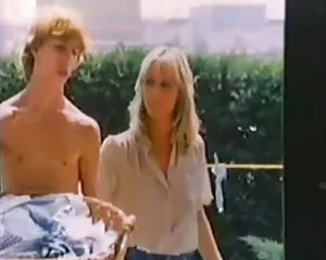 Hot 70-talet milf knullar grannens pojke svensk porrfilm tube