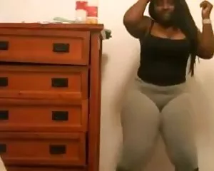 Bbw ebony kakor i grå leggings tantsex