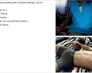 Hot omegle tonåring visar alla och inte veta vad jag lever för gratis porrfilmer se