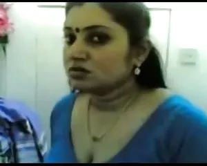 Chubby indiska milf