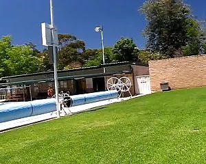 Min fru nicki blottande för pool lifeguard svensk porrfilm tube