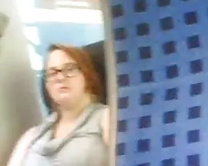 Hon berättade för mig onanerar i tåg porrfilm tjejer