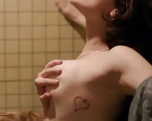 Laura natasha lyonne - orange är det nya svarta