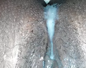 Creampie droppar från fru fitta svenska kvinnor porr