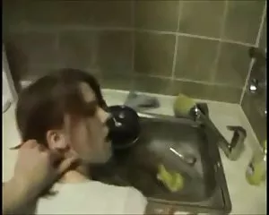 Amatör högskola babe blir snabbis på riktig hemlagad